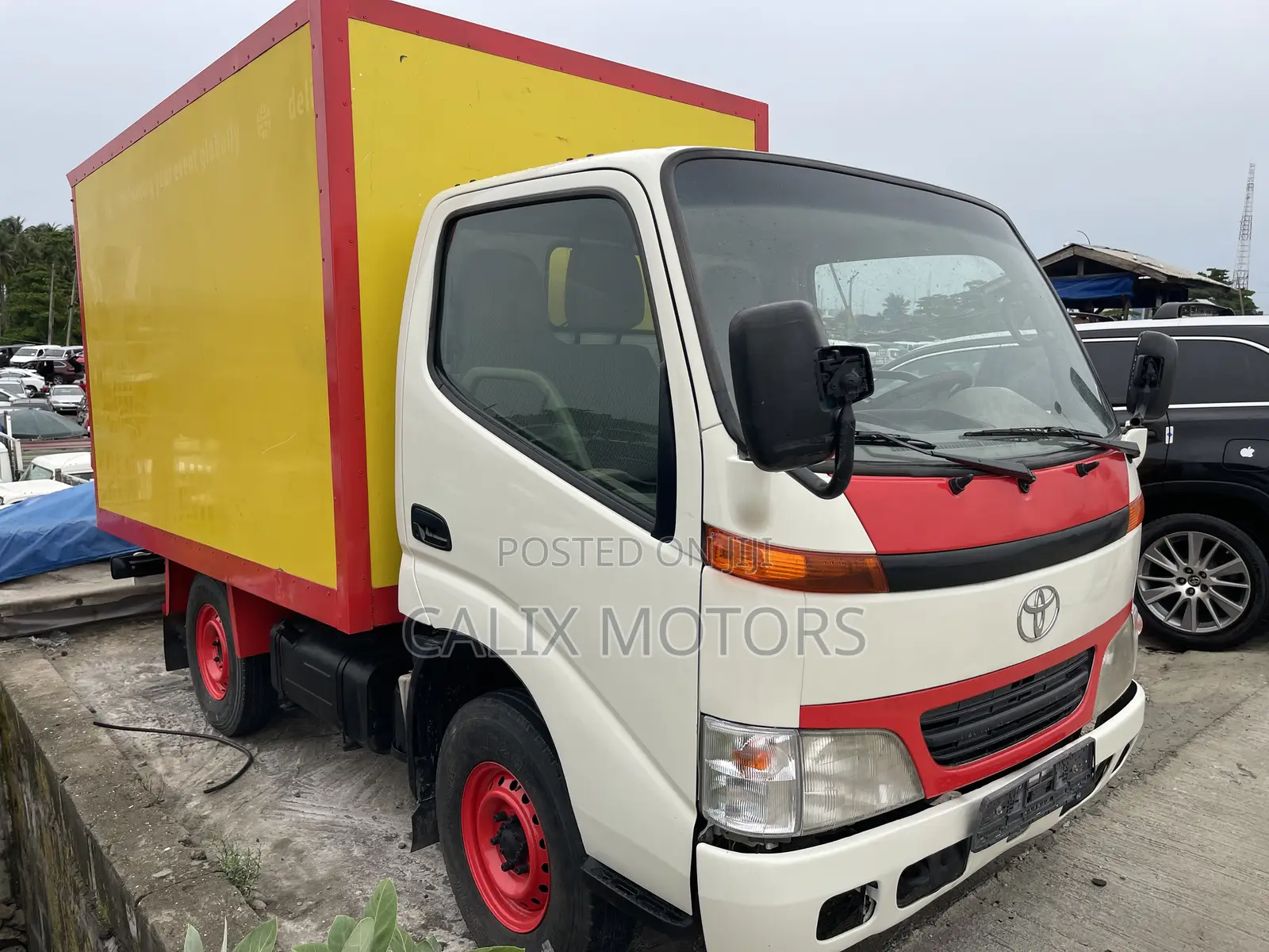 Toyota Regius 2006