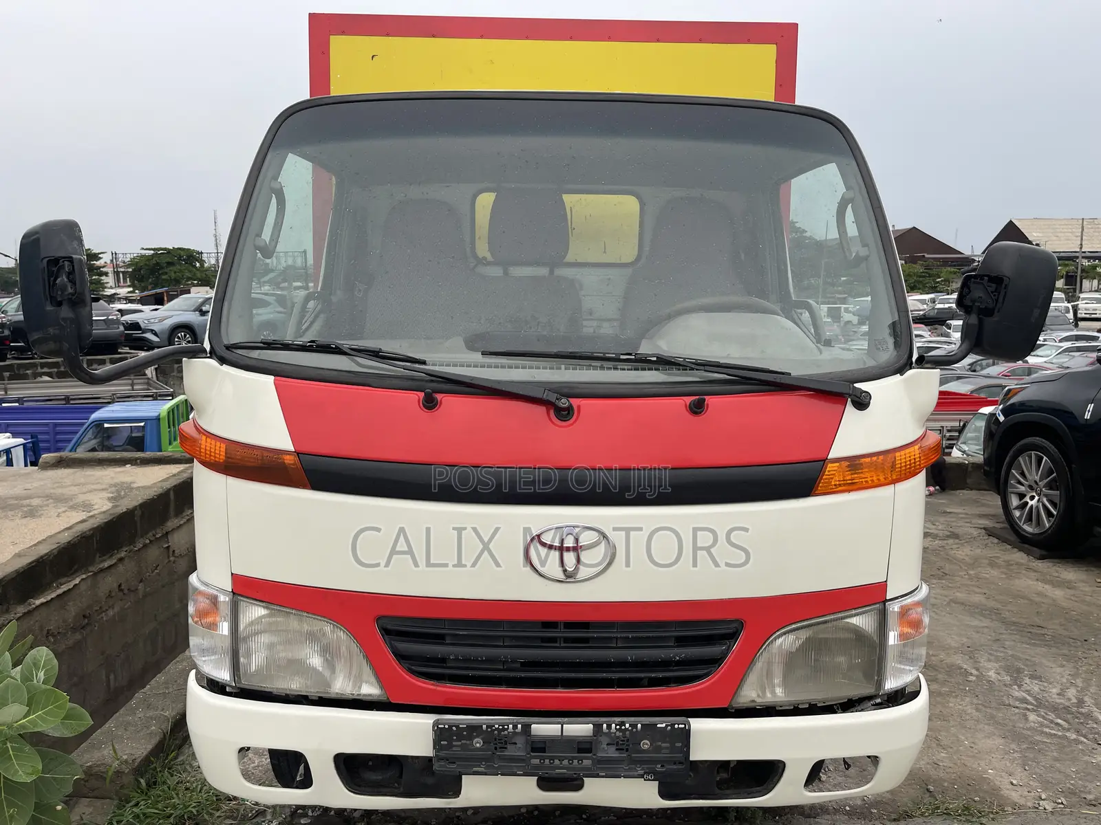 Toyota Regius 2006