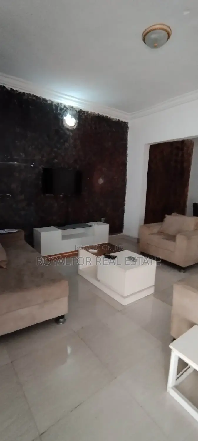 Furnished 3bdrm Block of Flats in Royaltor, Benin City for rent