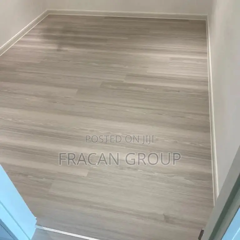 Wayer Resistant Vinyl Woodlike Floor
