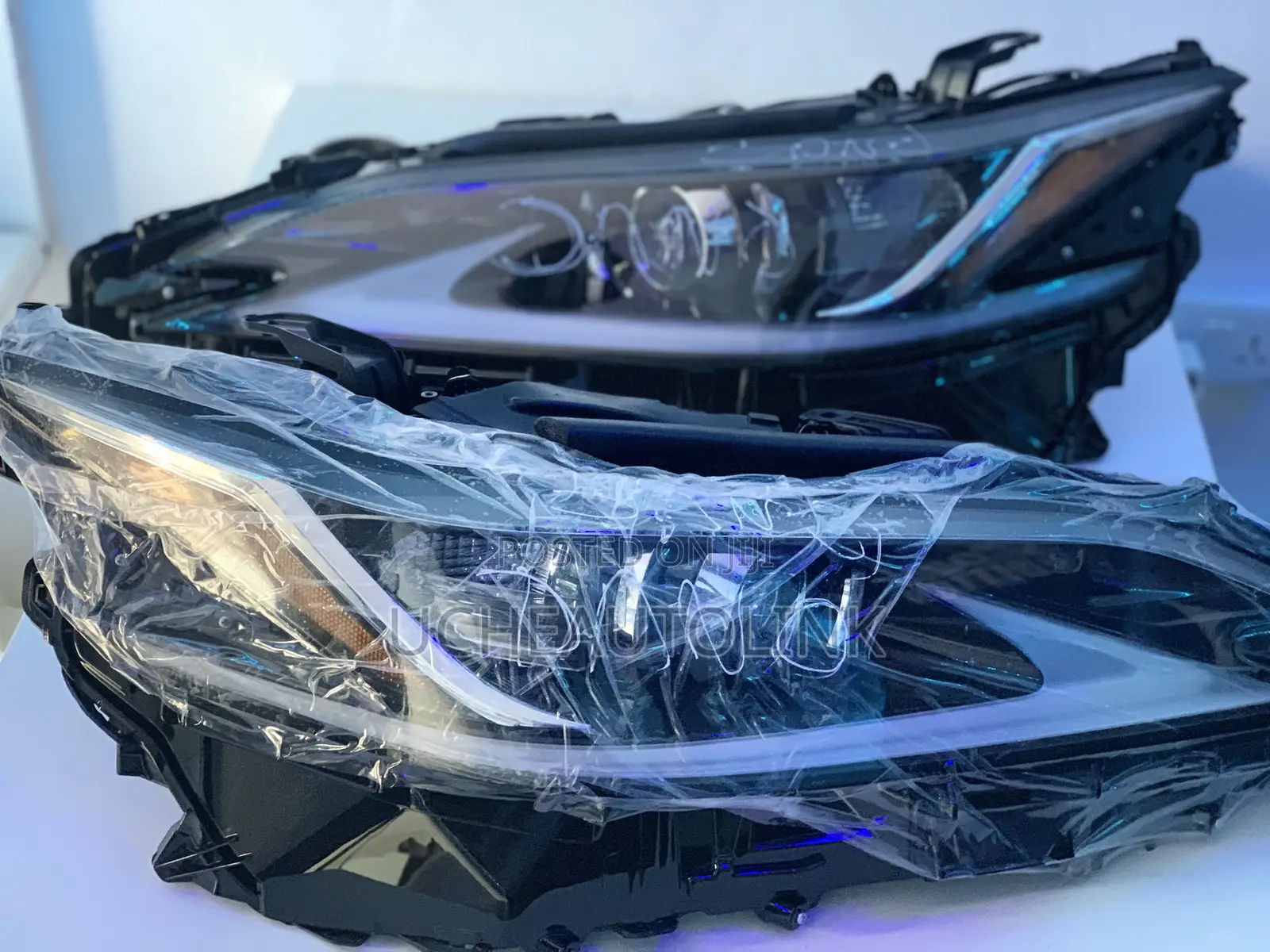 Set Headlight ES350 Direct 2022 Model Available as Seen