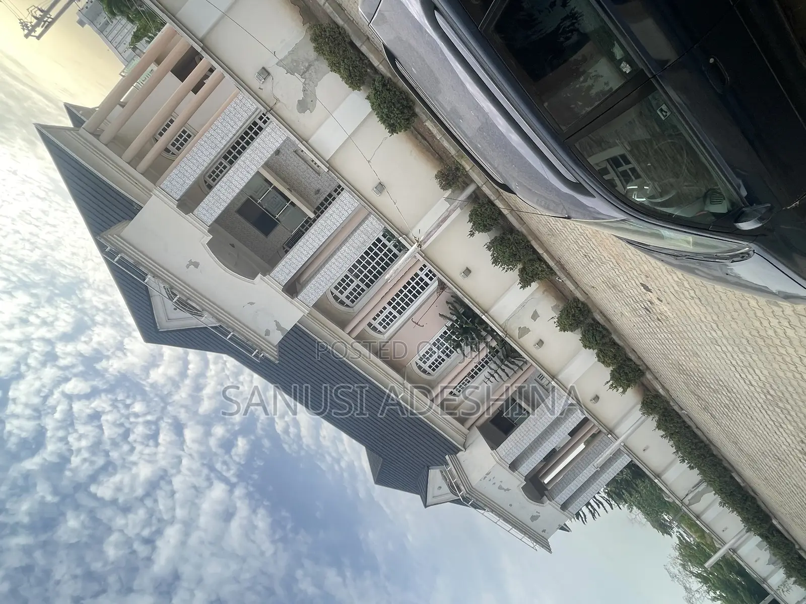 10bdrm Duplex in Mabushi Abuja for sale