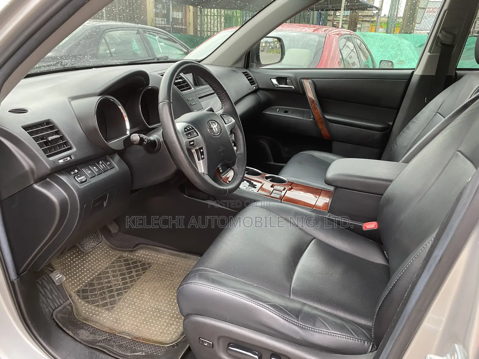 Toyota Highlander Limited 3.5l 4WD 2013 Silver
