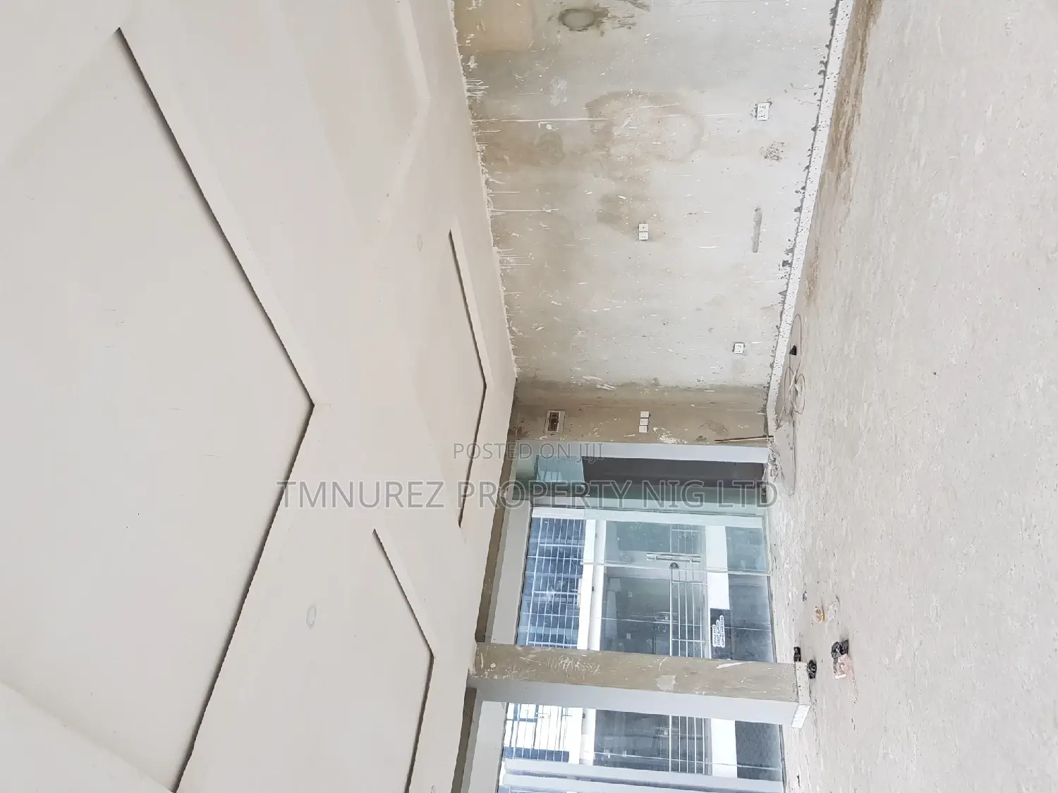 Shop Show Room for Sale