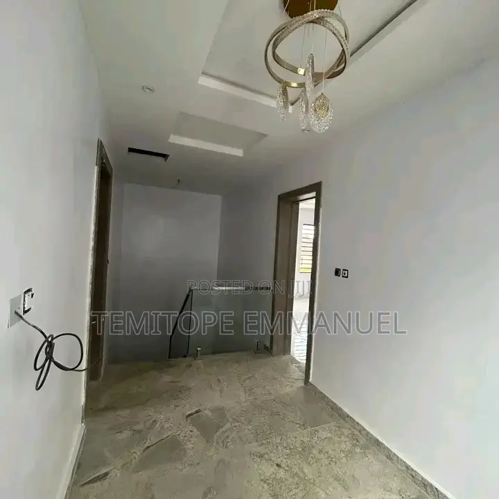 Furnished 5bdrm House in Ikeja Gra for sale
