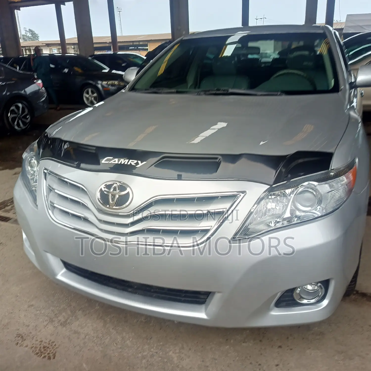 Toyota Camry 2011 Silver