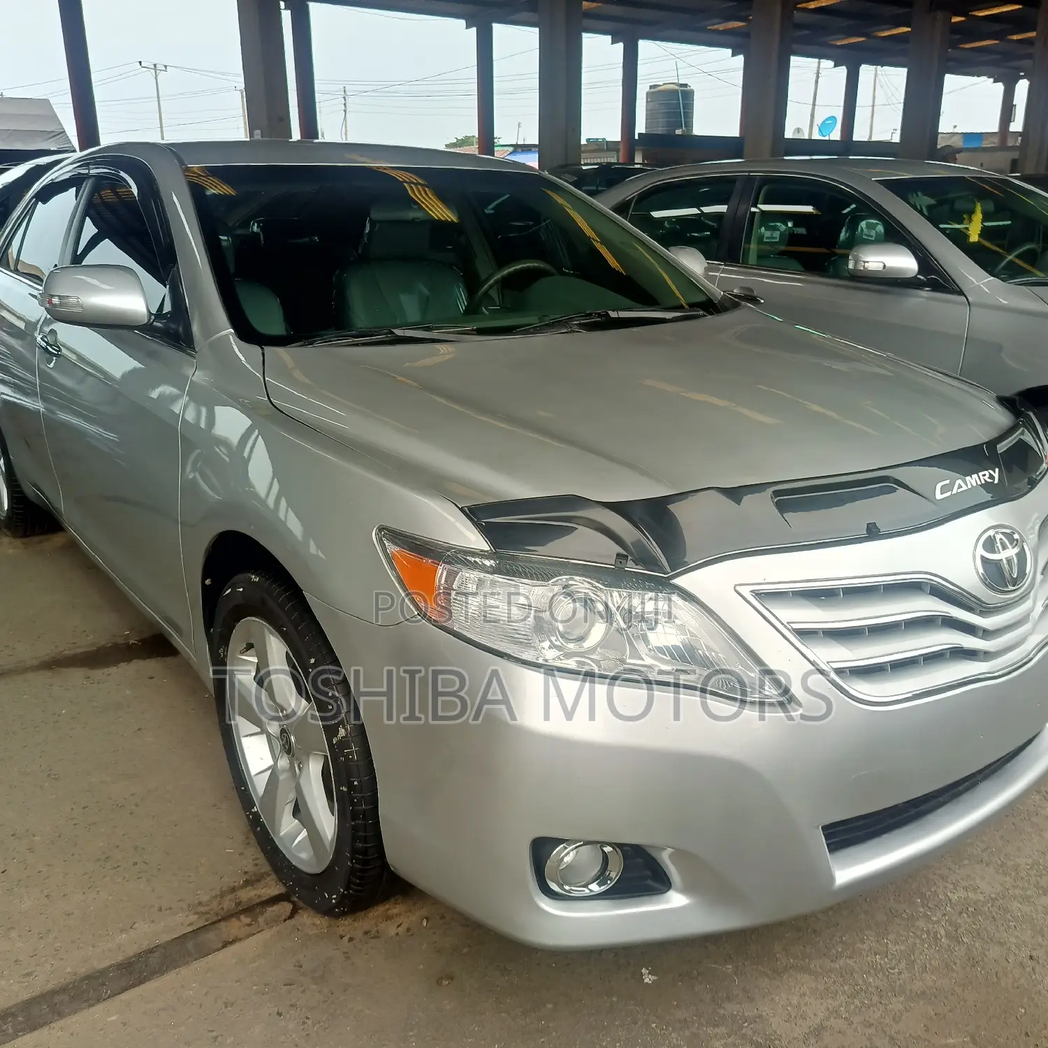 Toyota Camry 2011 Silver