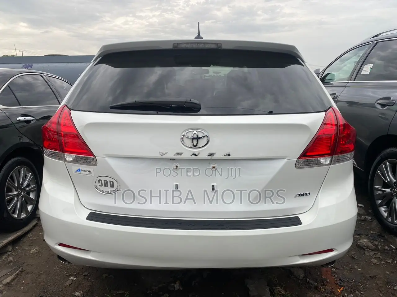 Toyota Venza V6 AWD 2011 White
