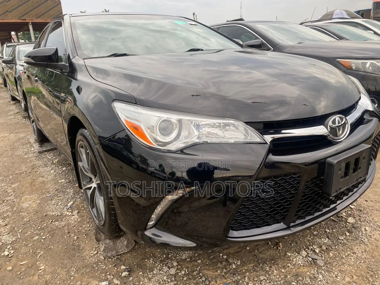 Toyota Camry 2016 Black