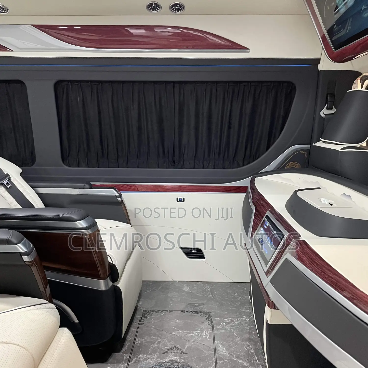 High Quality Certified VIP Interior Upgrade Toyota Hiace Bus