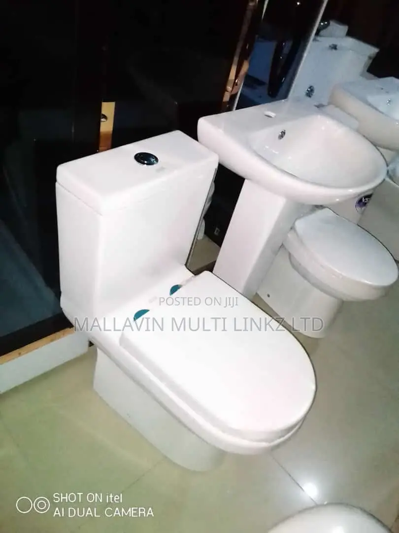 Quality Wc With Pedestal Basins