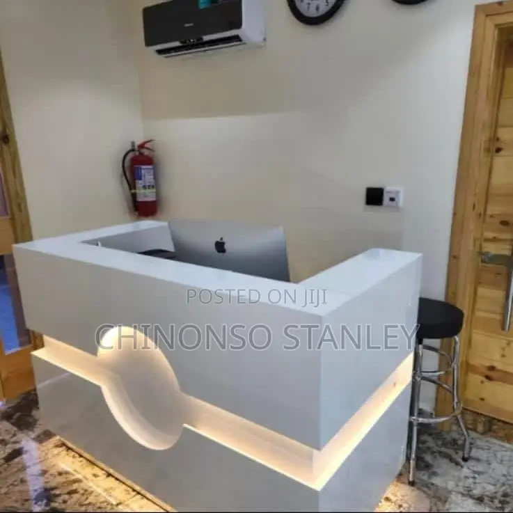 Receptionist Table