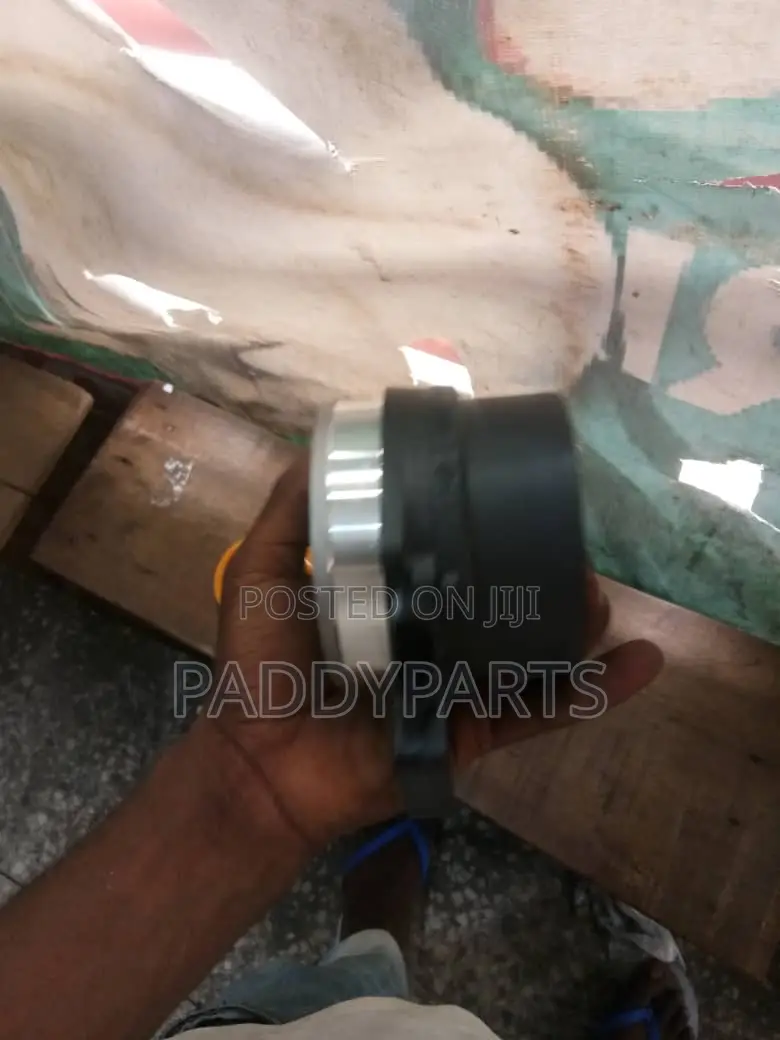 Chevrolet Avalanche Air Flow Meter Sensor