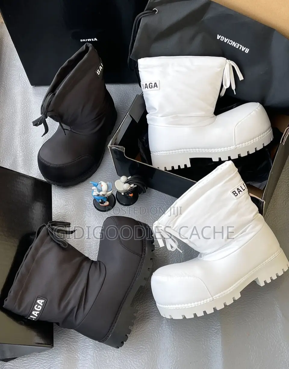 Balenciaga Skiwear Alaska Low Boots