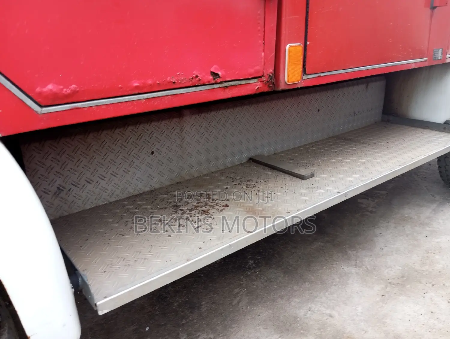 Mercedes Fire Service 911, 10 Bolts