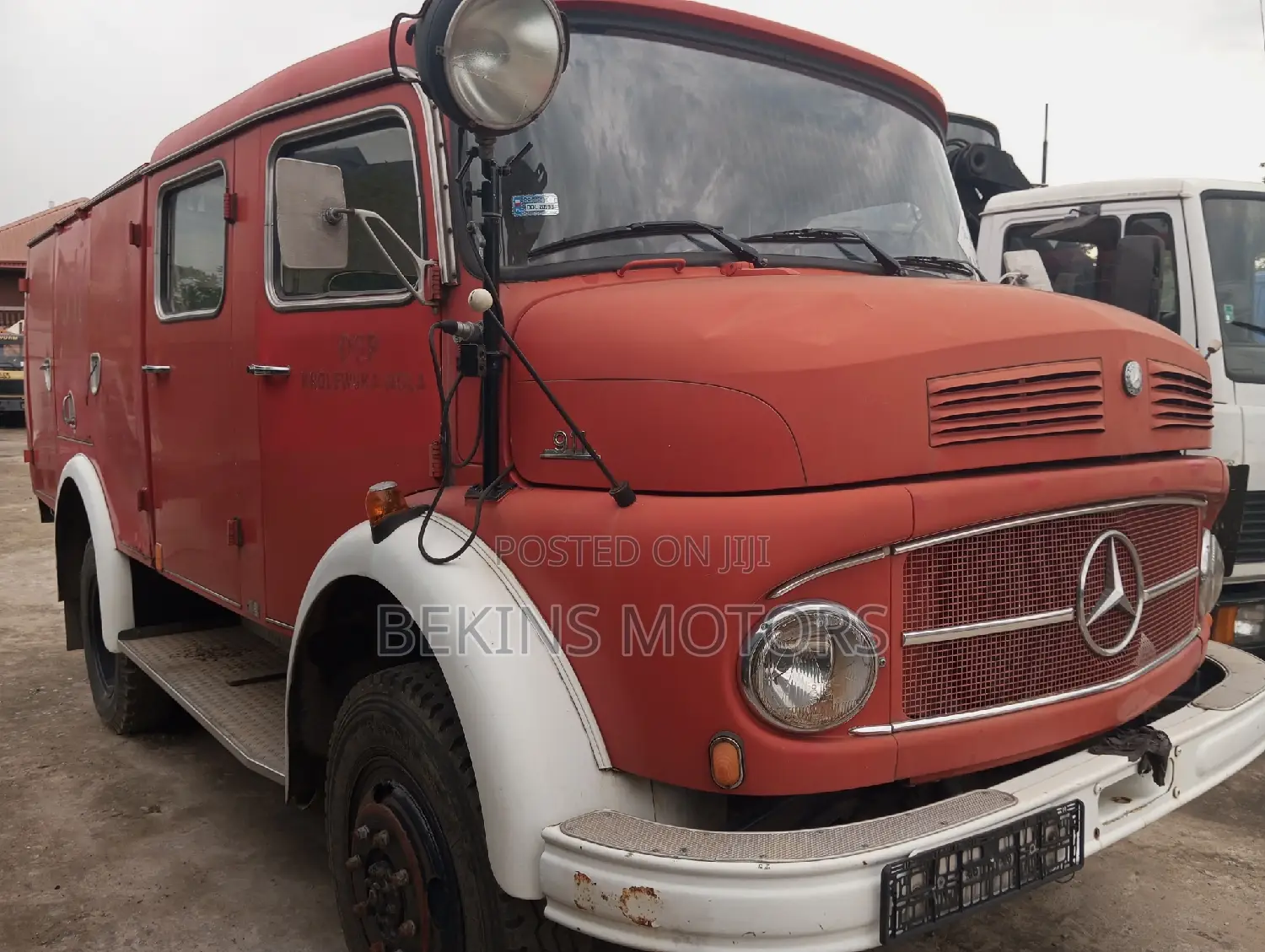 Mercedes Fire Service 911, 10 Bolts