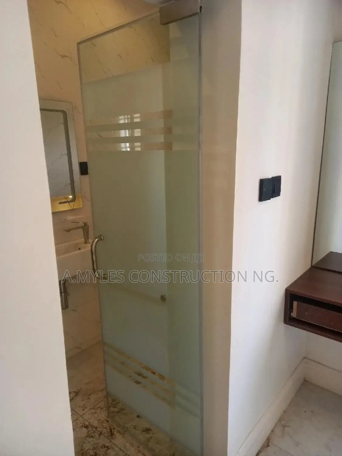 Tempered Swing Door Glass