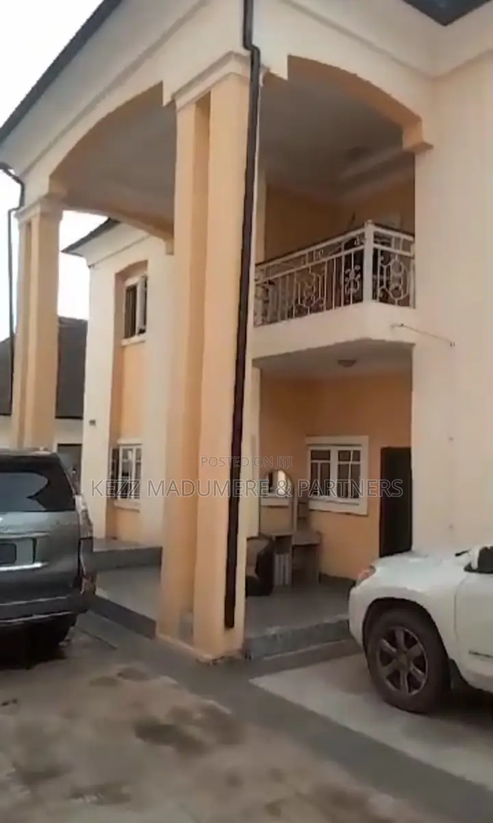 6bdrm Duplex in Umuguma Housing for sale