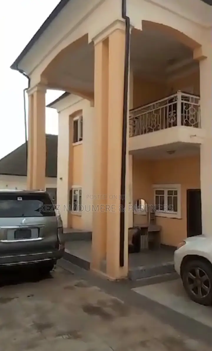 6bdrm Duplex in Umuguma Housing for sale