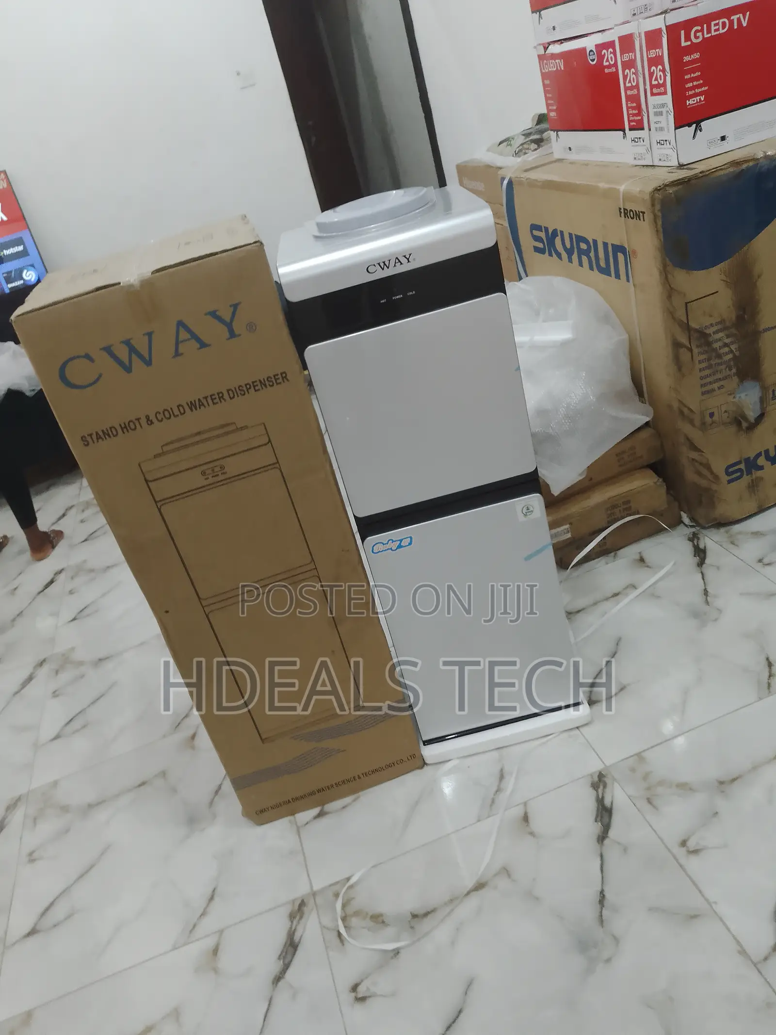 CWAY Water Dispenser With Fridge Freezer.