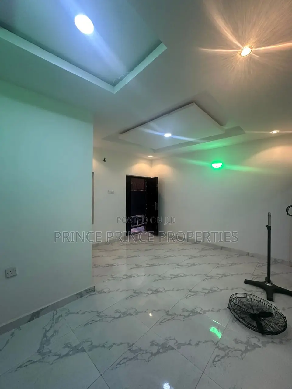 Furnished 2bdrm Block of Flats in Surulere for rent