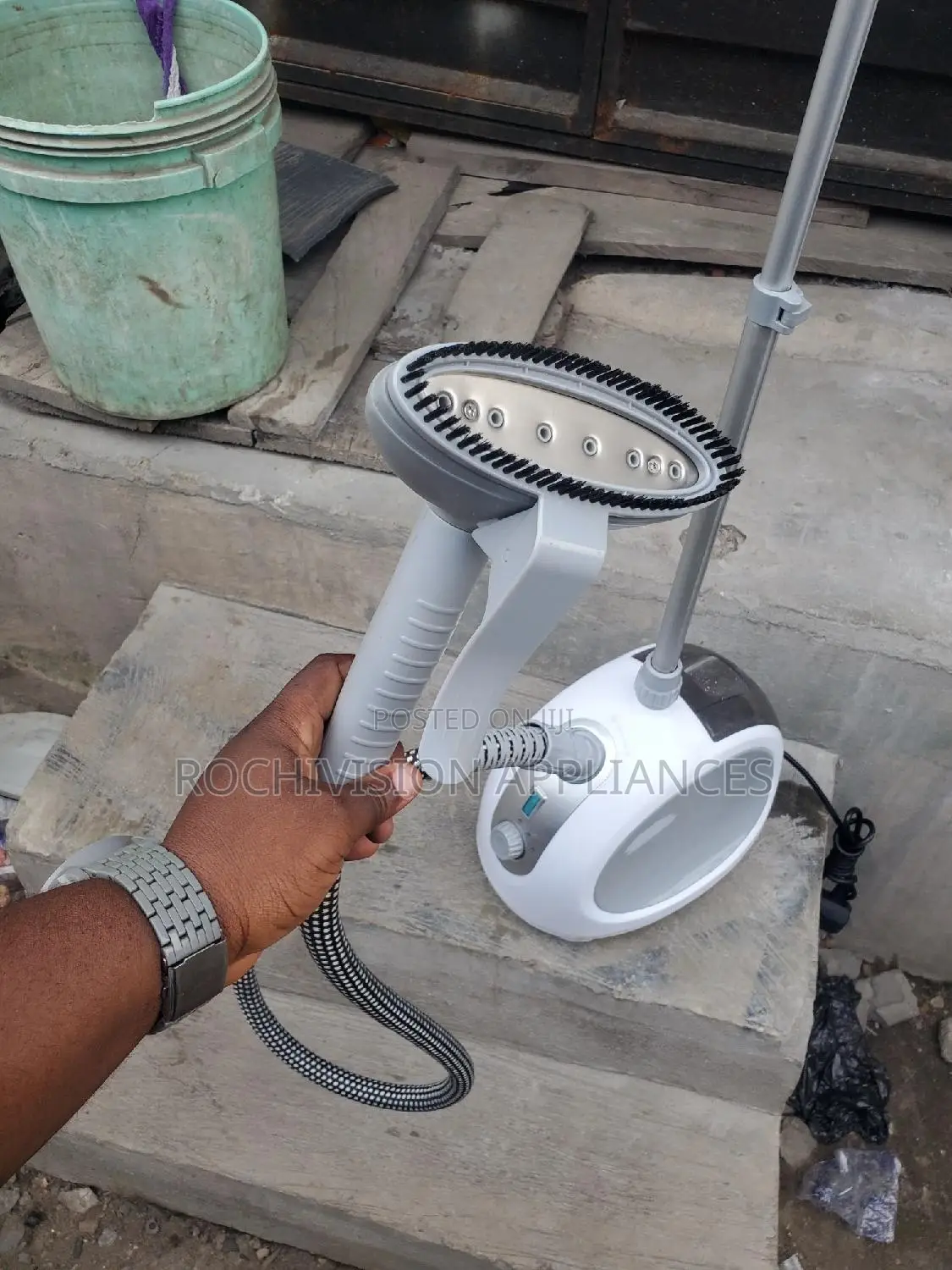 Garment Steamer With Lint Remover Brush Foreign Used Steamer