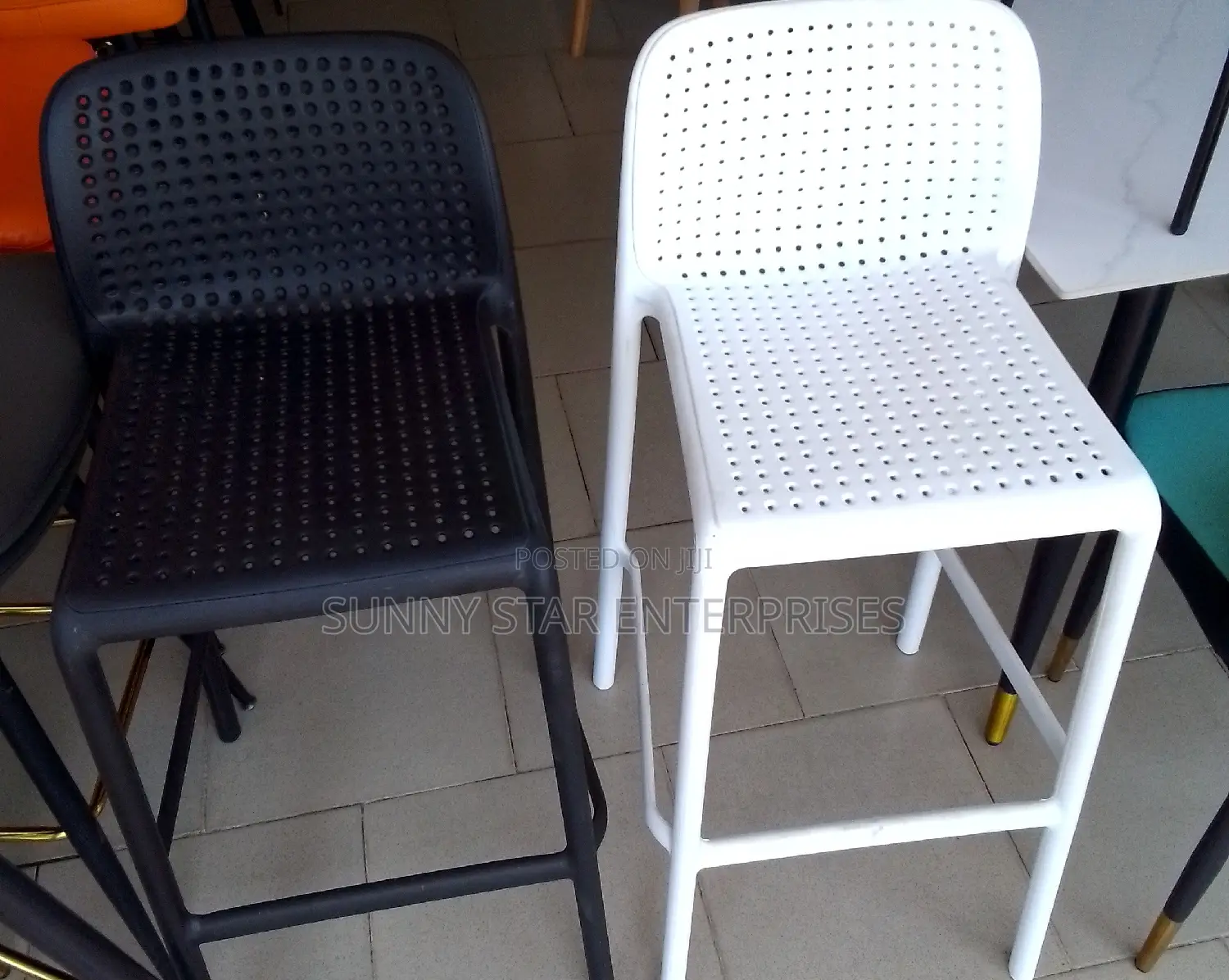 High Quality Bar Stools for Hotels, Bars, and Restaurants