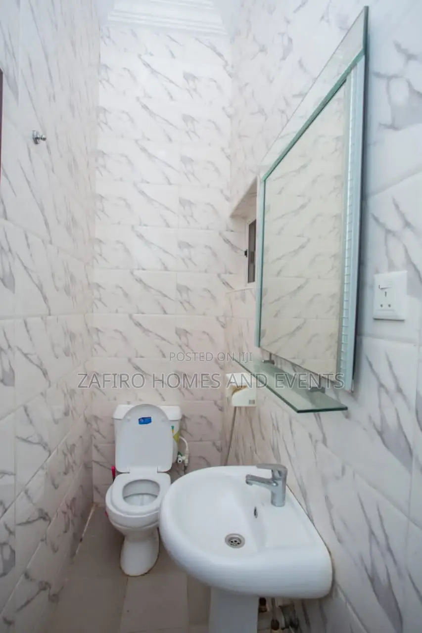 Beautiful 1 Bedroom Apartment in a Cool Area at Eleyele