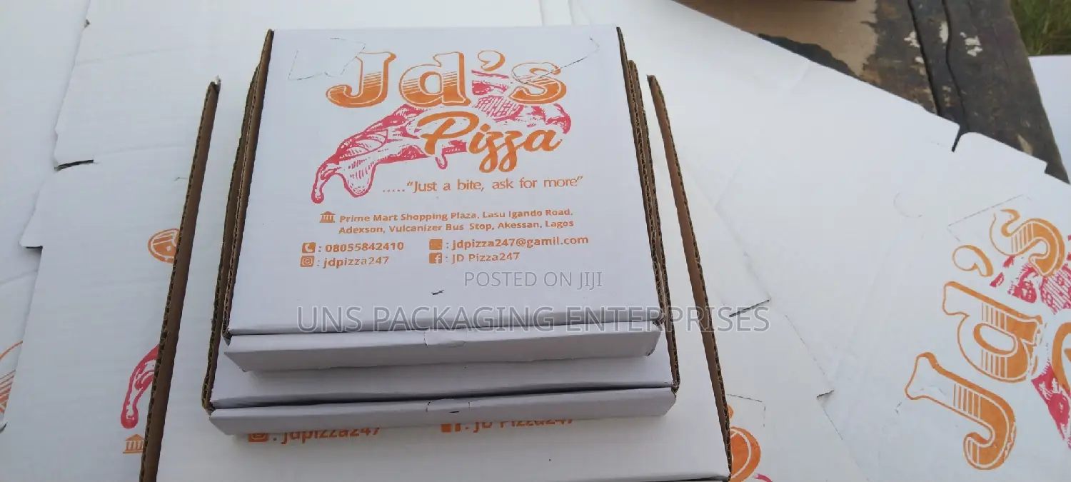 White Custom Size 12 Pizza Boxes.