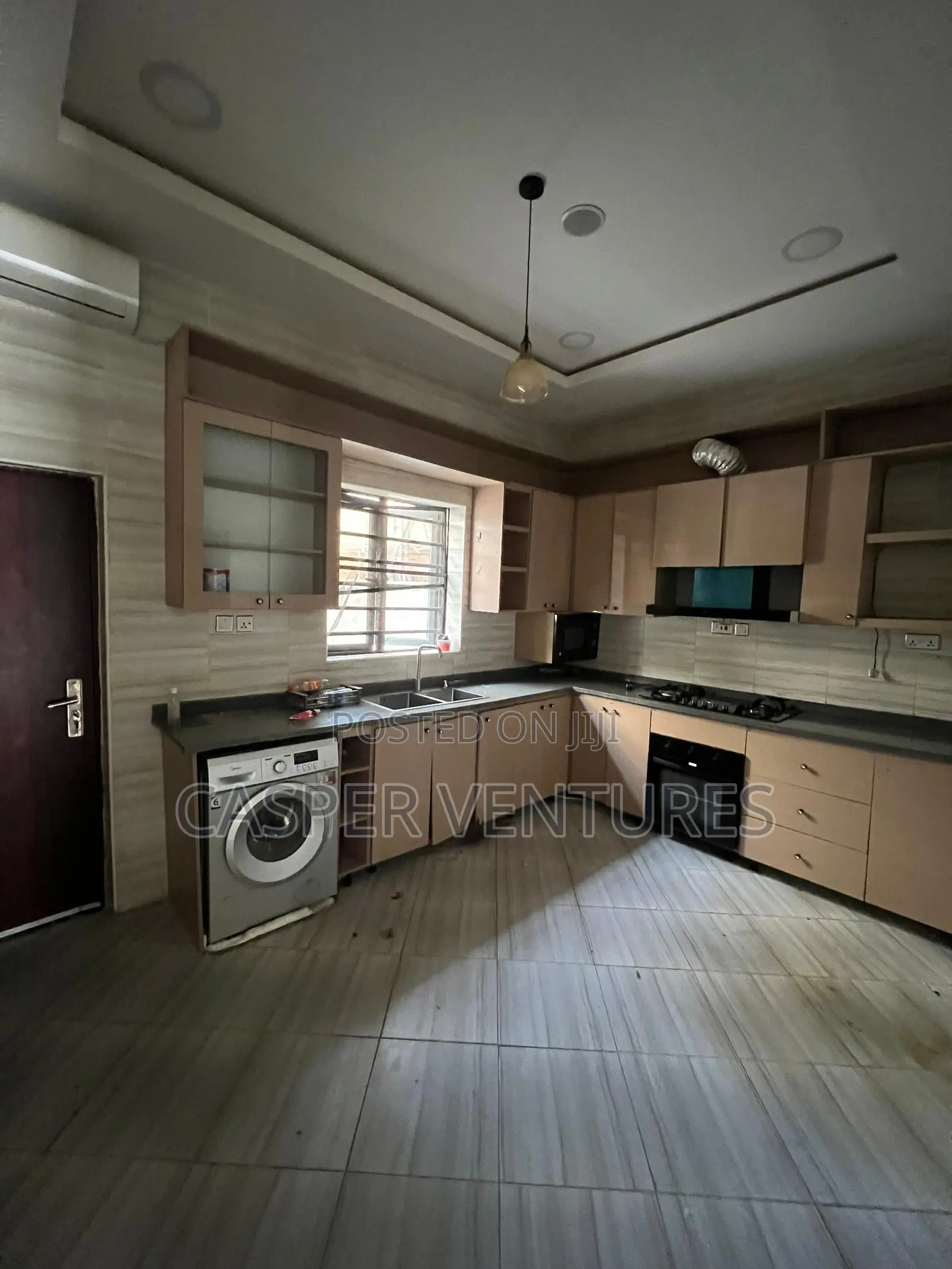 4bdrm Shared Apartment in Orchid, Lekki for rent