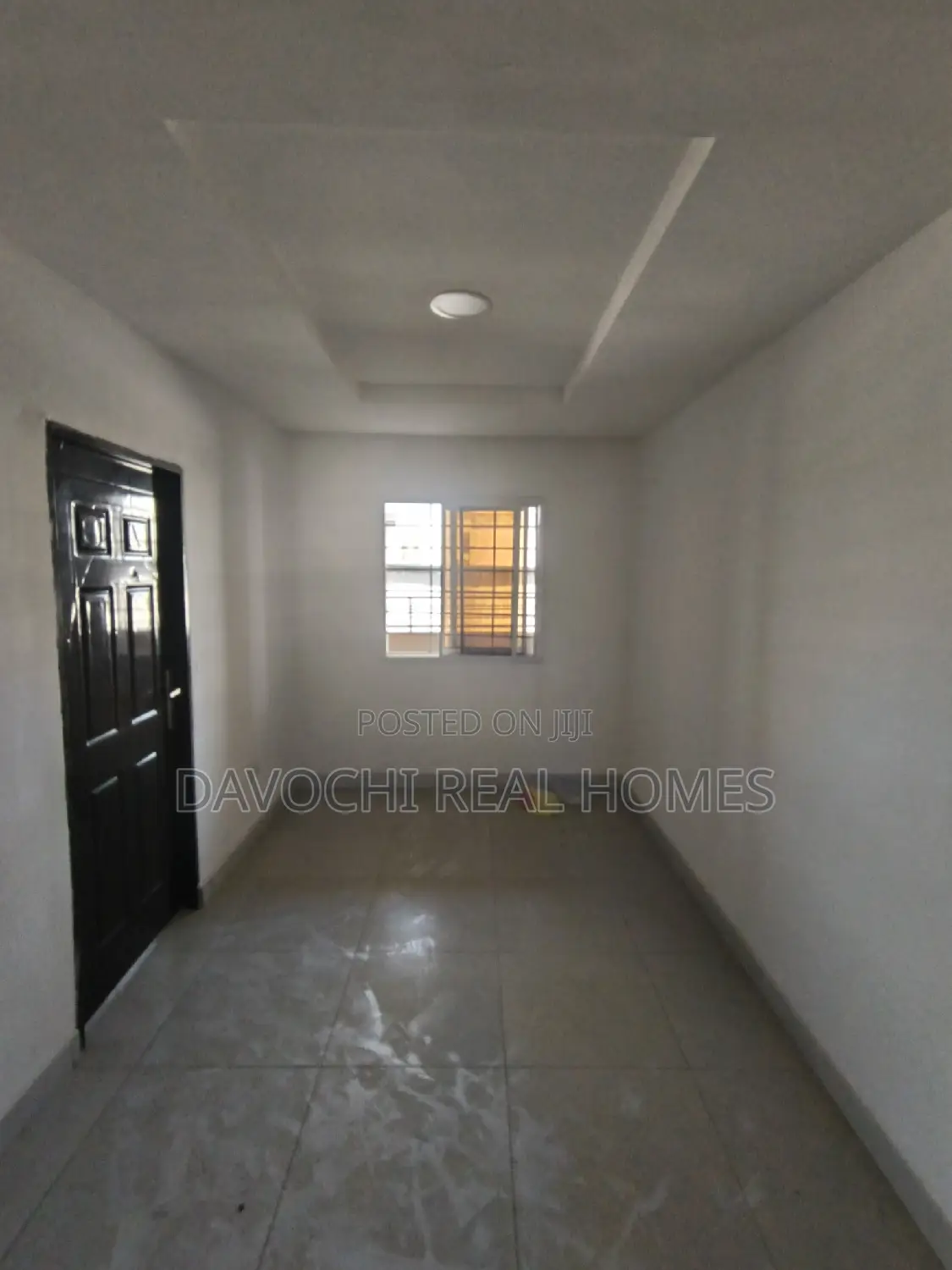 3bdrm Apartment in Orchid Road, Lekki for sale