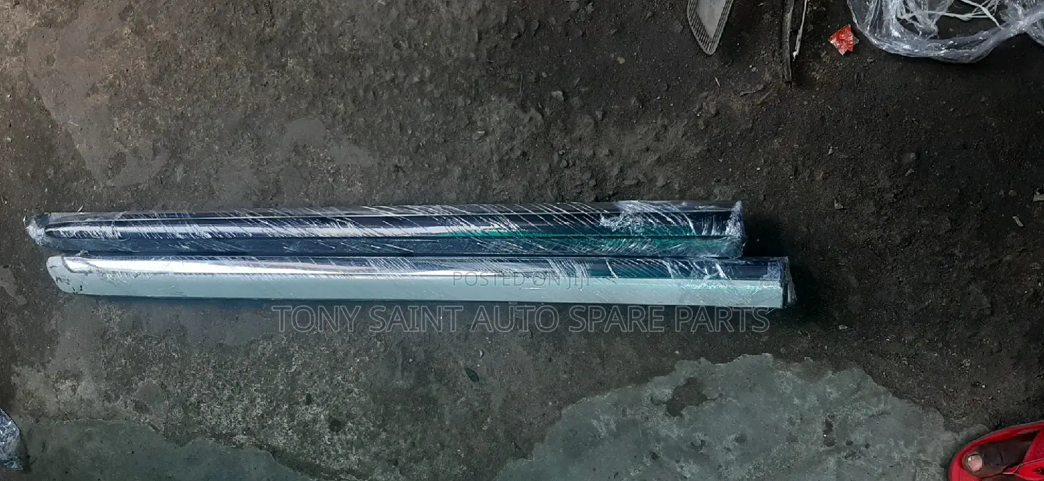 Body Crom for Toyota Sienna 2006/2008 Direct Tokunbo