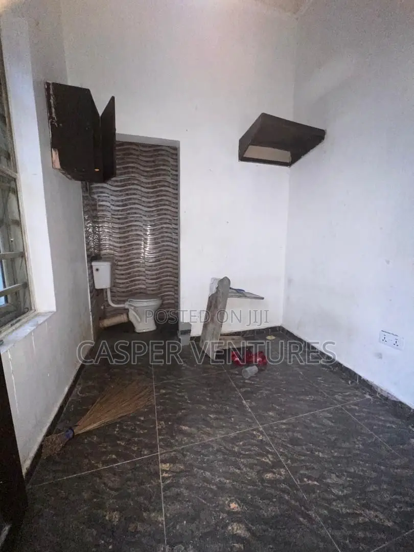 1bdrm Shared Apartment in Chevy View, Chevron for rent