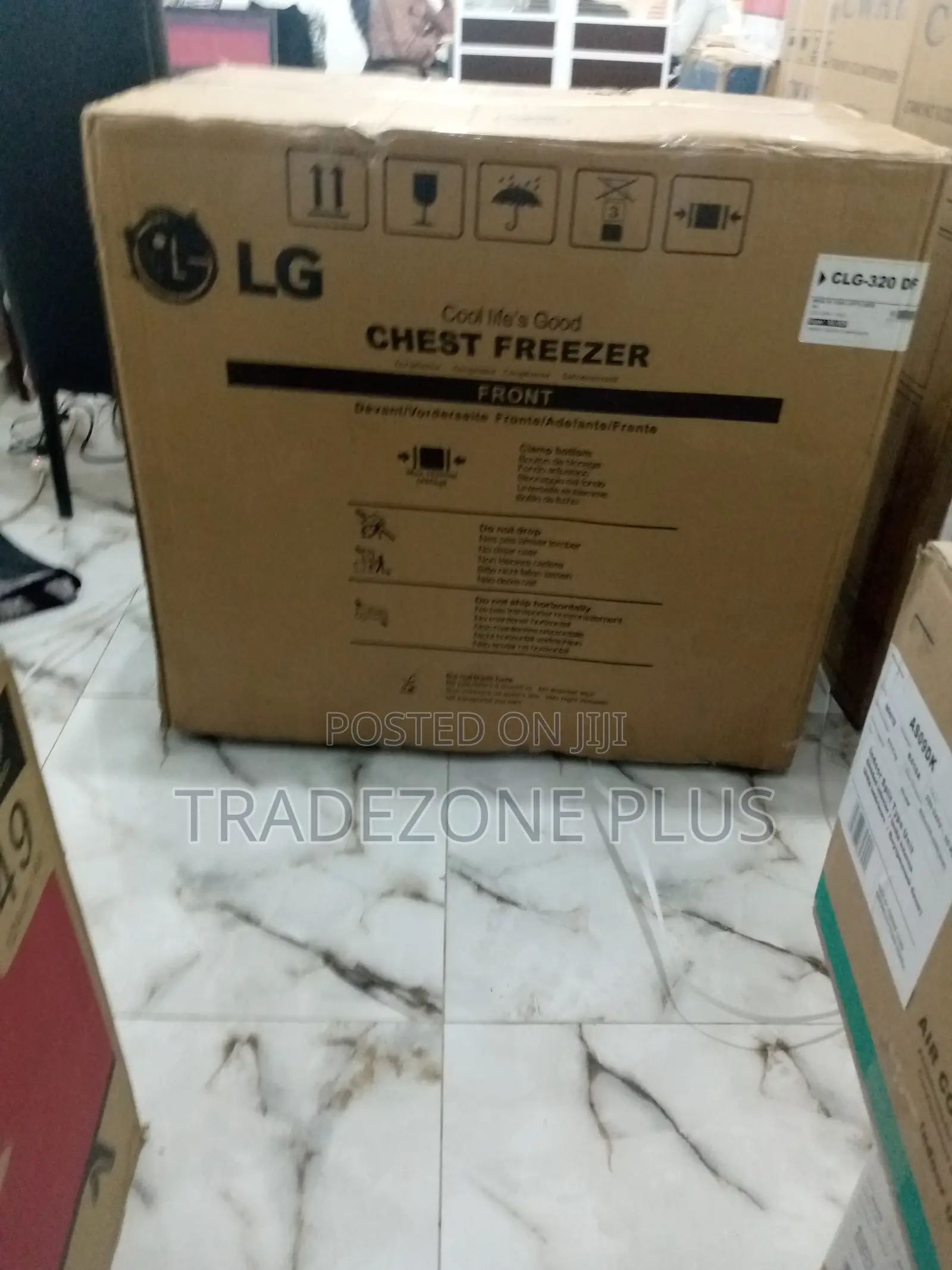 New LG CLD-320df Chest Freezer