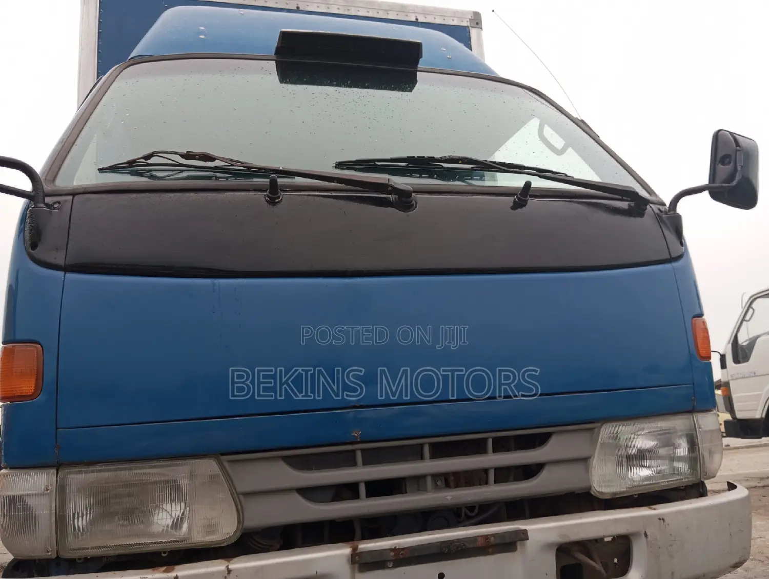 Foreign Used Toyota Cover Body Truck 2016 Blue