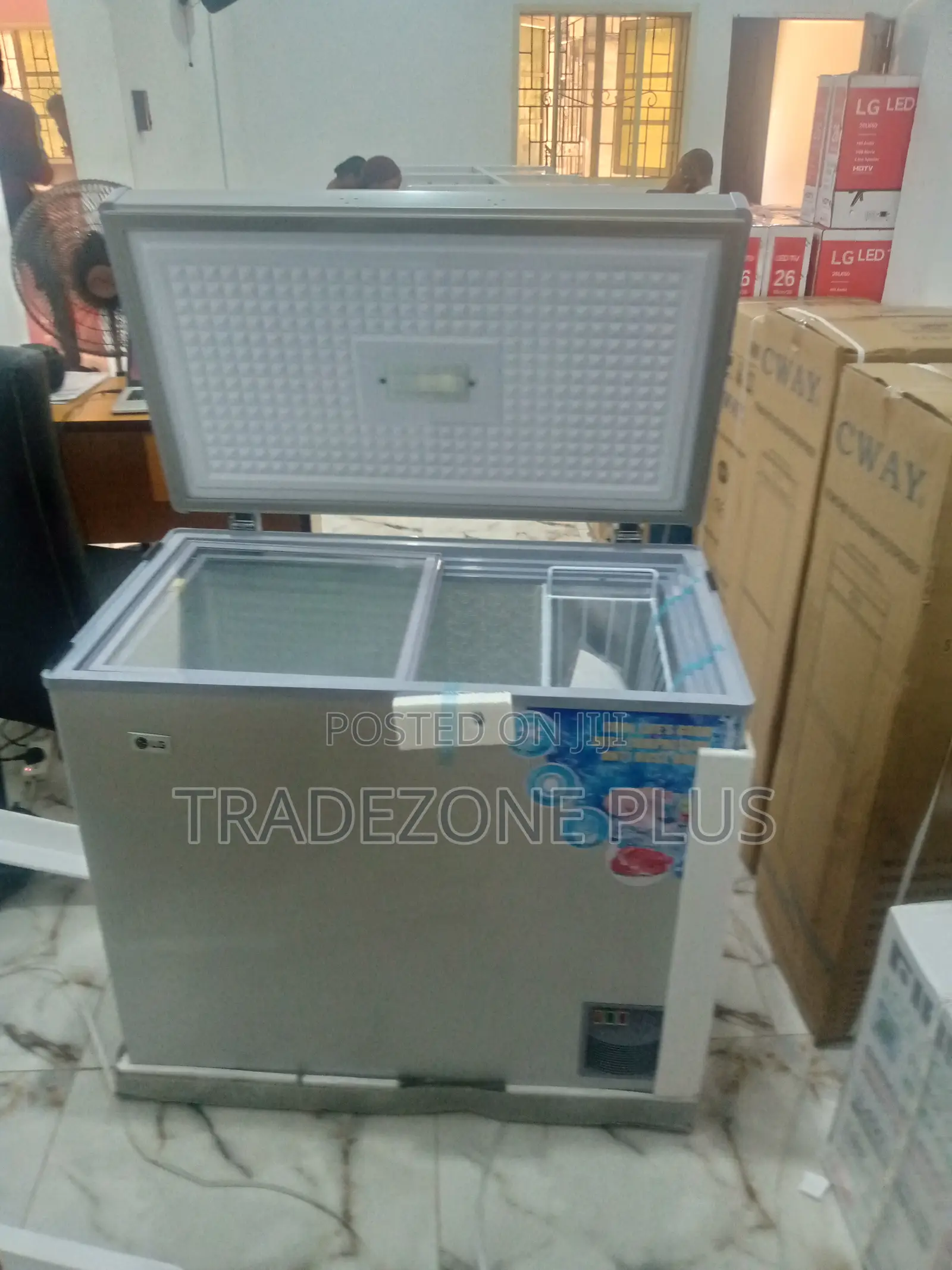 Fast Freezing LG Chest Freezer 320ltr