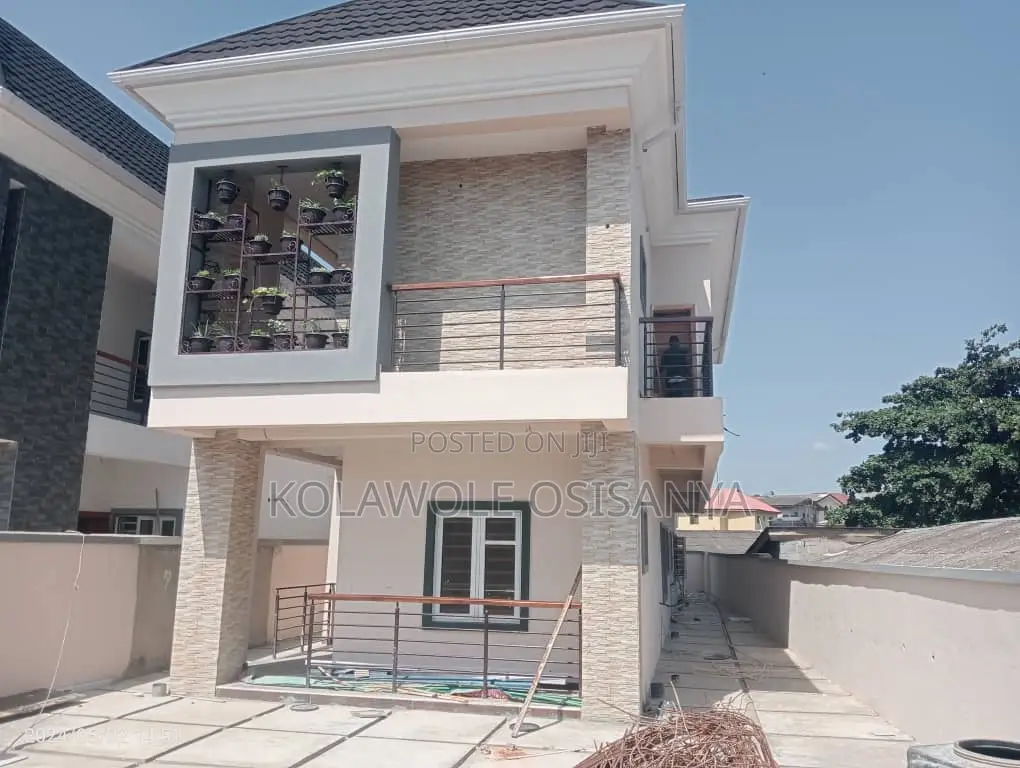 4bdrm Duplex in Gemade, Egbeda for sale