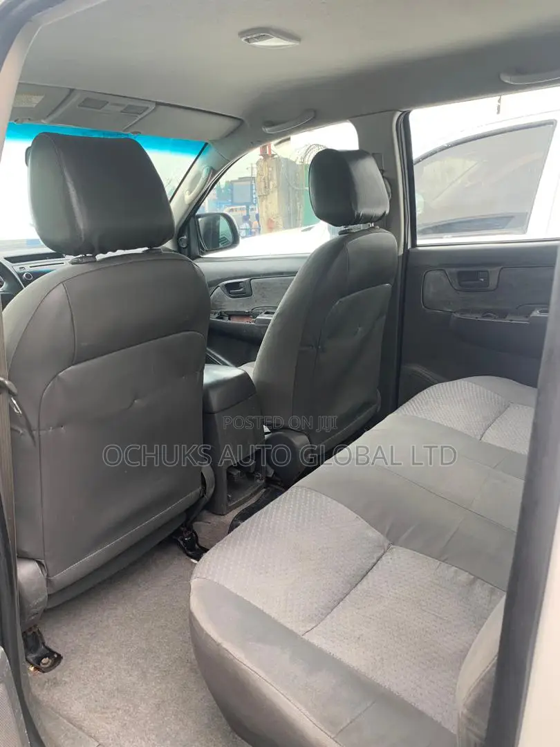 Toyota Hilux 2014 White
