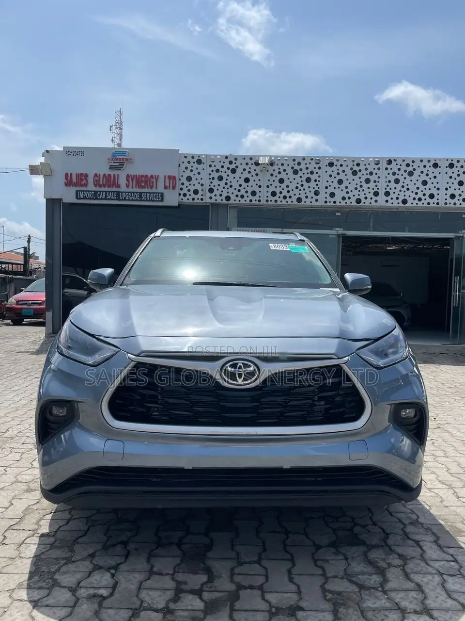 Toyota Highlander XLE 2021 Blue