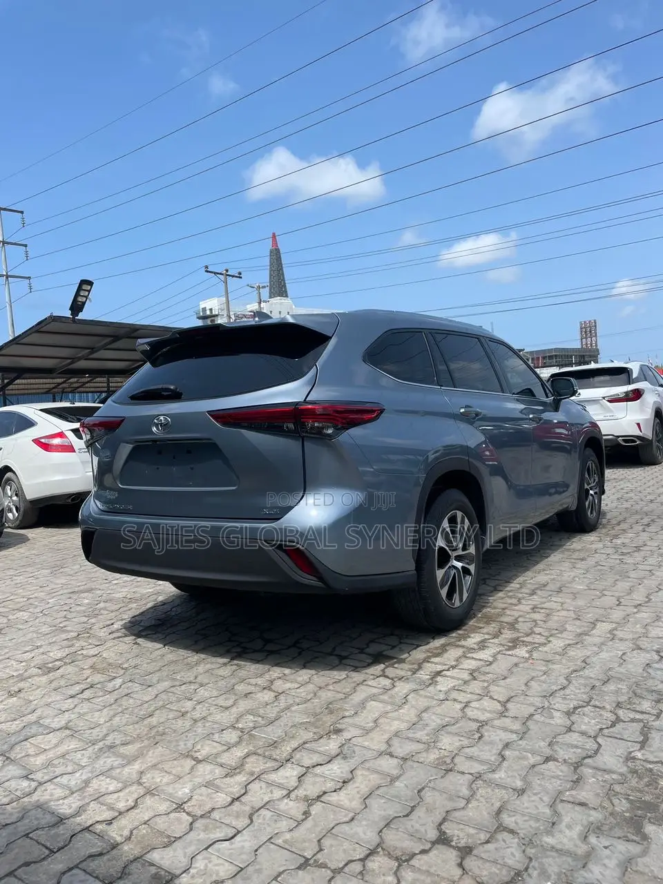 Toyota Highlander XLE 2021 Blue