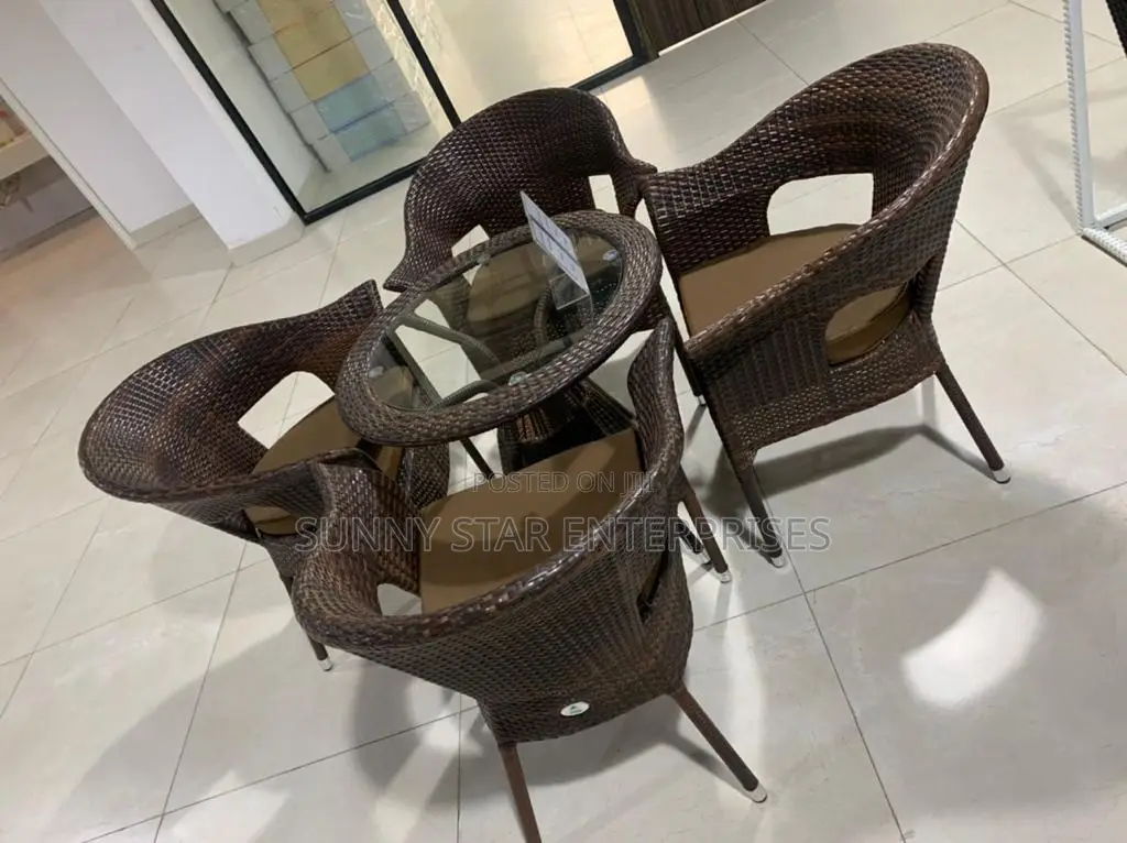 High Quality Morden Executive Cane Chair for Hotels, and Bar