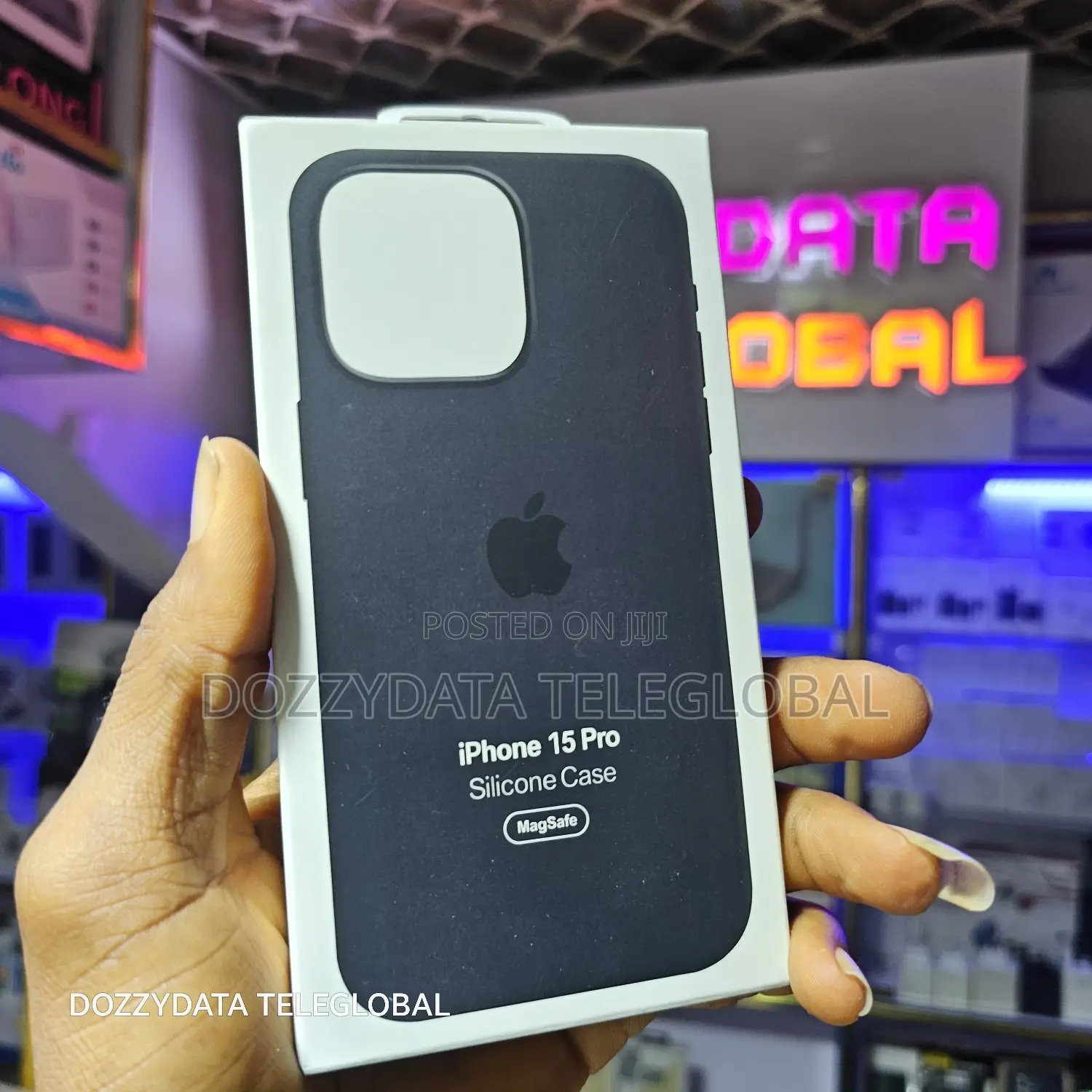 iPhone 15, 15 Pro, 15 Pro Max Original Silicone Case