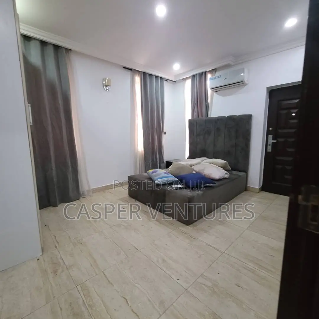 Furnished 2bdrm Apartment in Chevron for rent