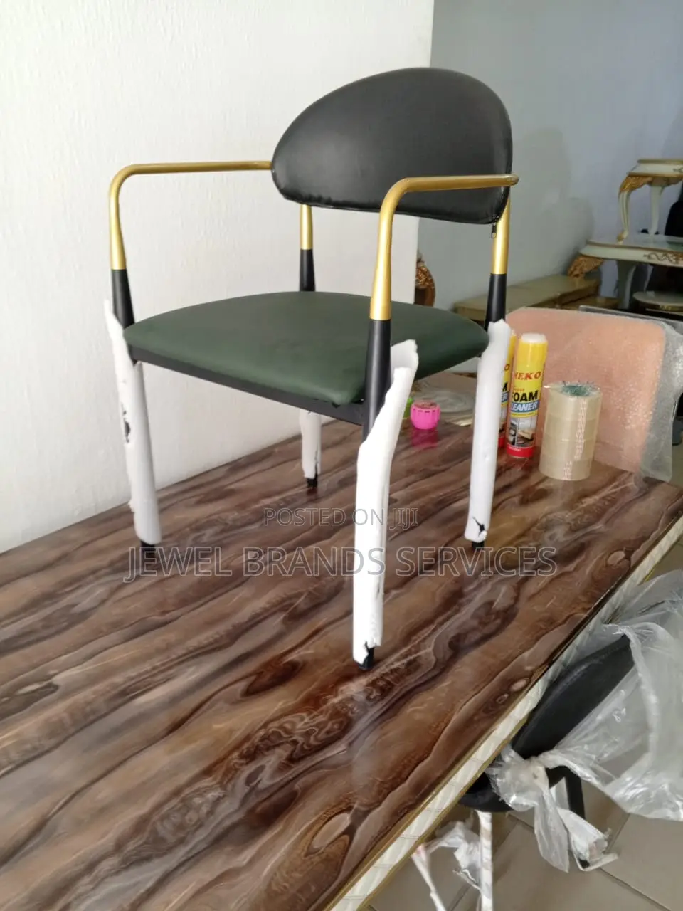 Dining Chair/Restaurant Chair