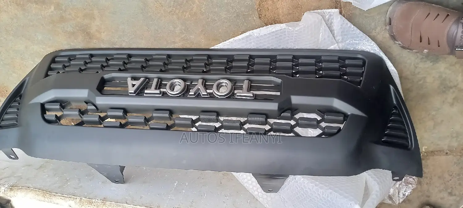 Toyota Front Grill Tacoma 2010 Sports