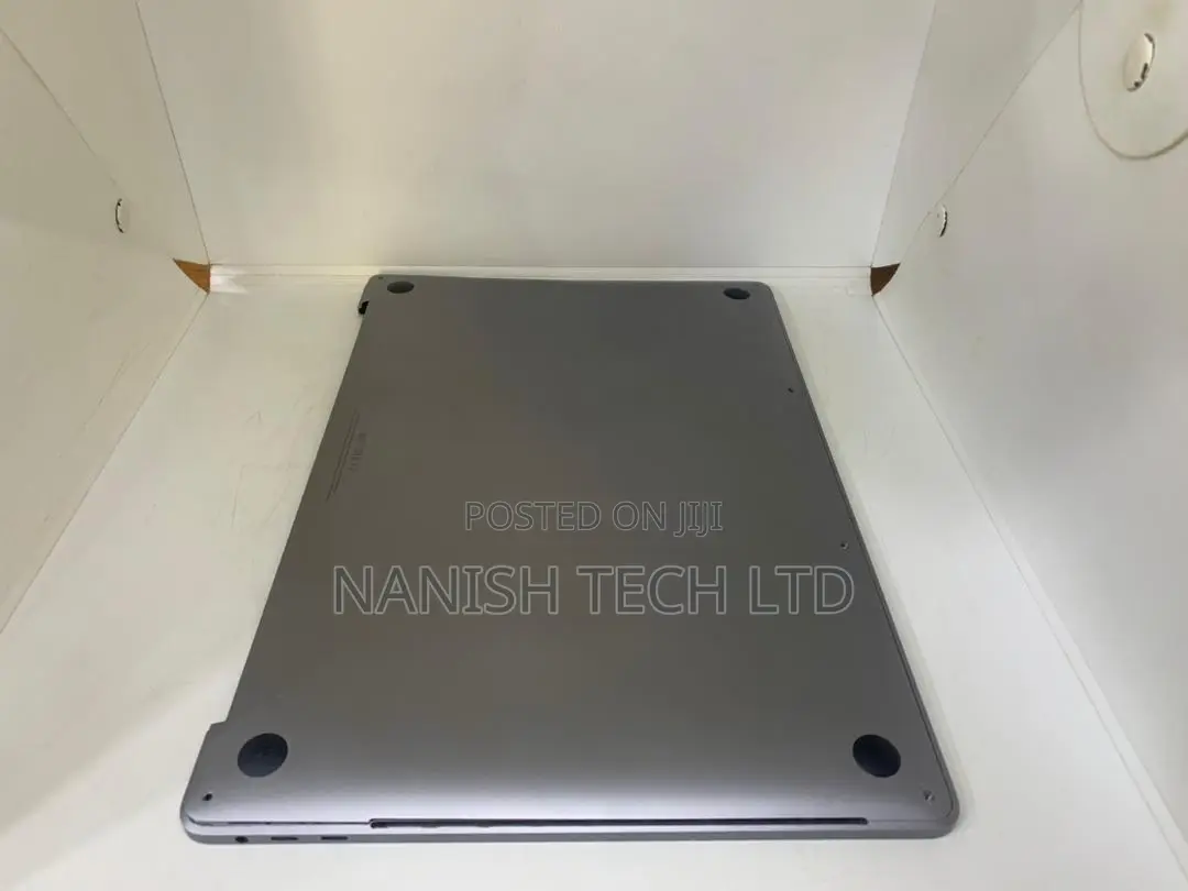 Macbook 2018 Part