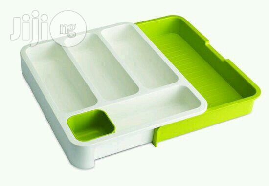 Expandable Drawer and Store Cutlery Tray