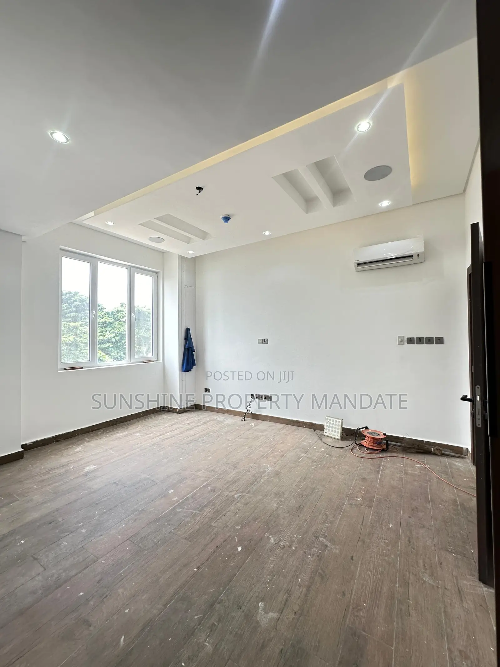 3bdrm Maisonette in Victoria Island for sale