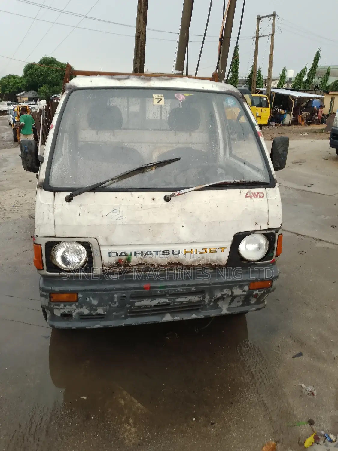 Hijet Tipper Truck/ Iron Bucket