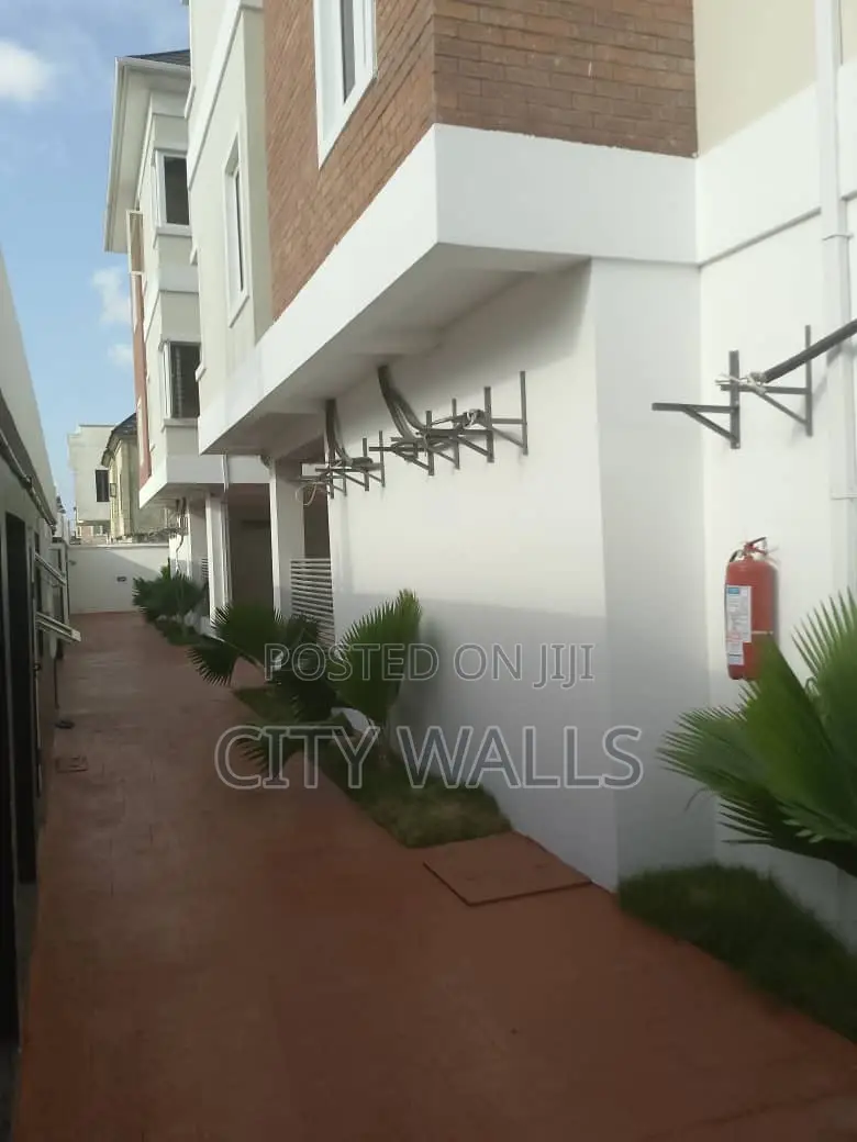 3bdrm Block of Flats in Sunshine Estate, Sangotedo for rent